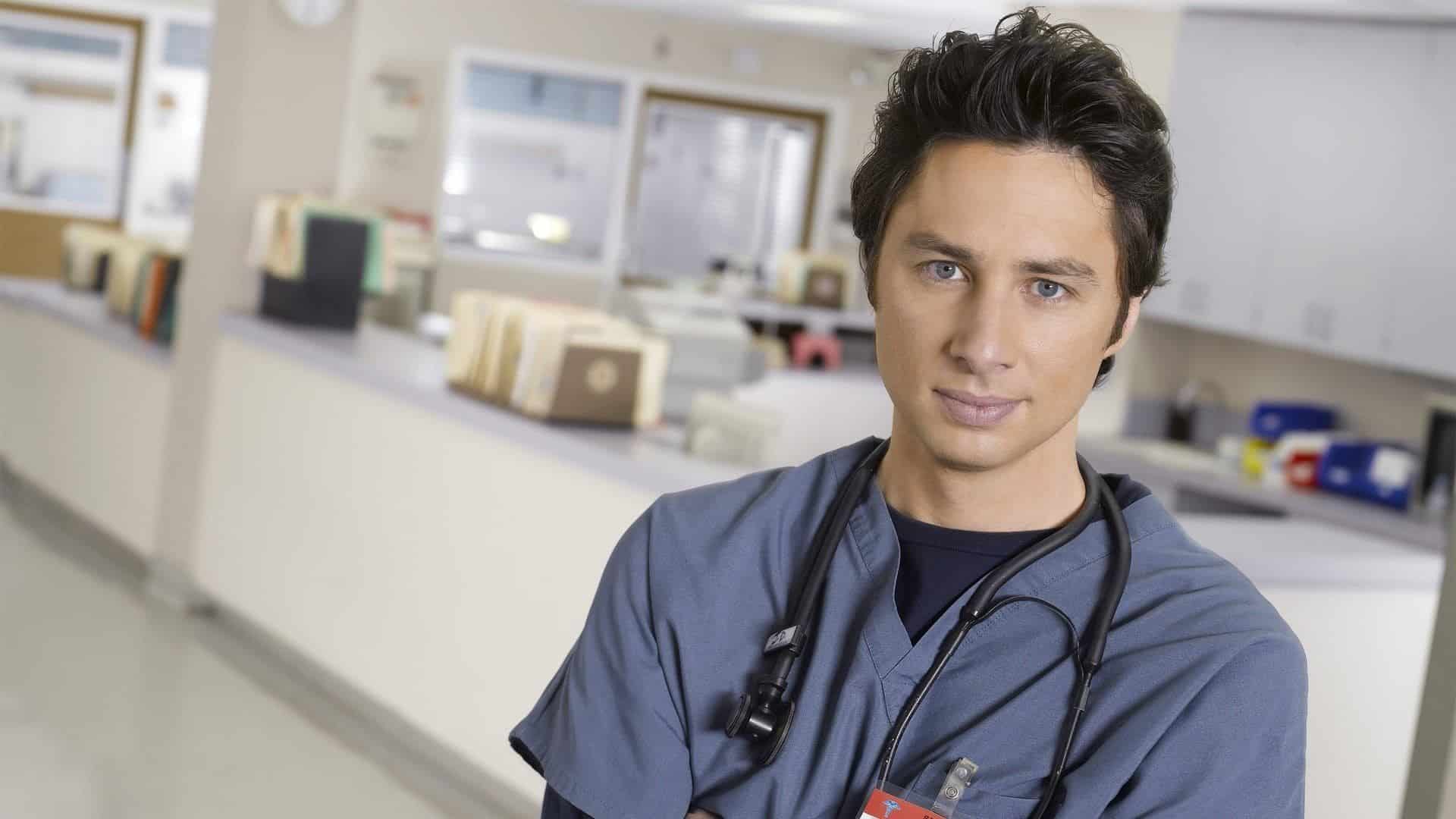die scrubs-crew kehrt im neuen trailer zurück und verspricht jede menge humor und spannende momente. erleben sie ihre lieblingscharaktere wieder in aktion!