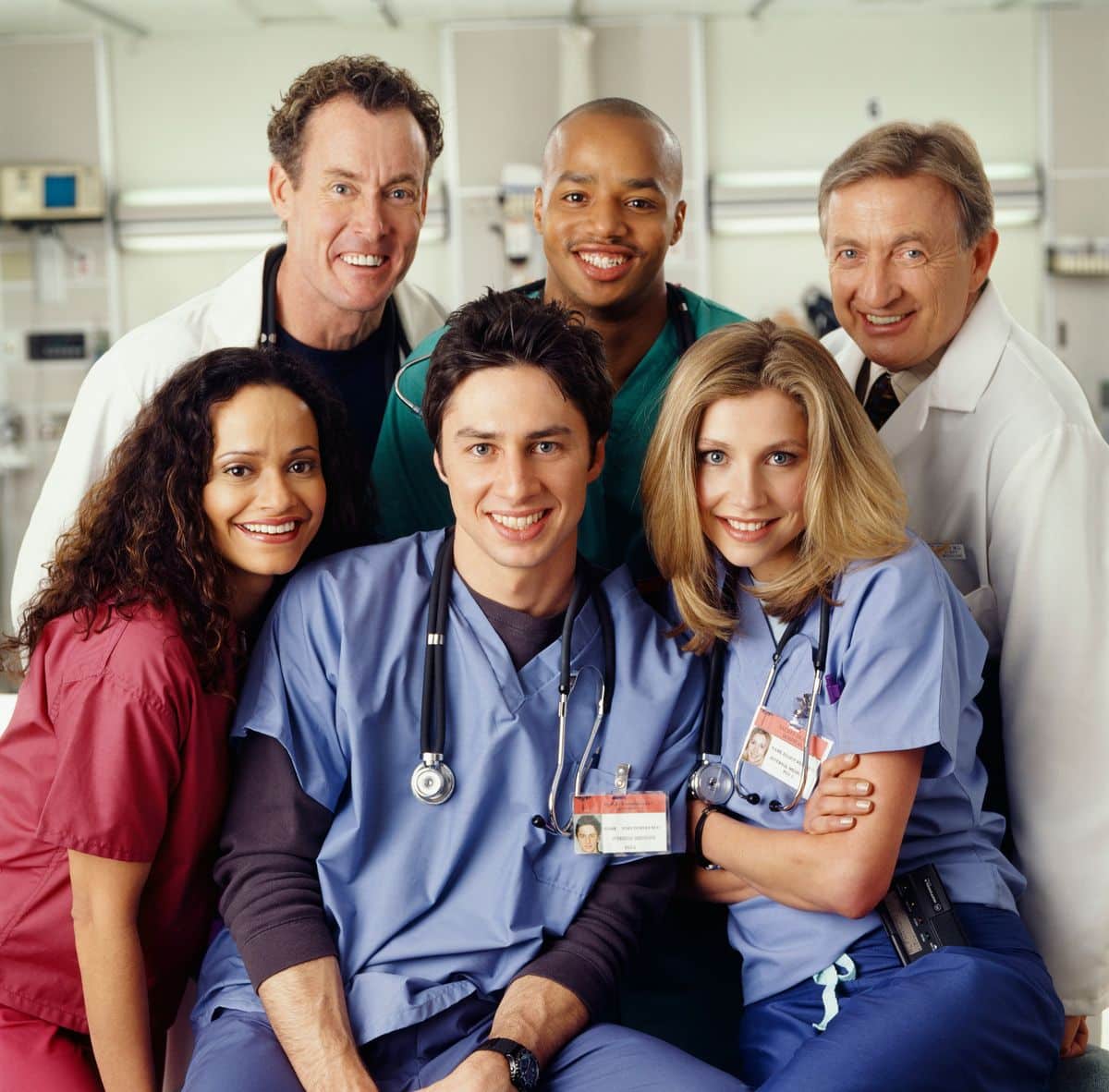 das scrubs-reboot korrigiert die fehler der originalserie und bietet eine frische, humorvolle perspektive auf das klinikleben.