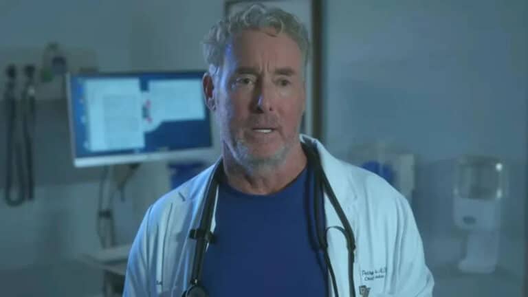 einblicke von scrubs-star über dr. cox' wichtige entscheidung und deren auswirkungen in der serie.